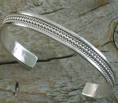 Native American Jewelry /Silver Dot Cuff Bracelet - sz 6.5